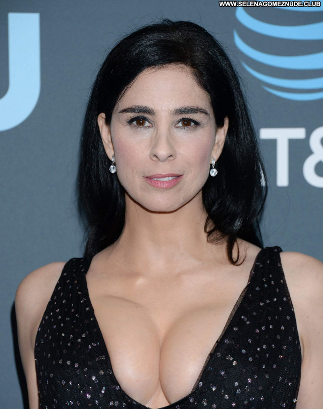 Sarah Silverman No Source Beautiful Babe Sexy Posing Hot Celebrity