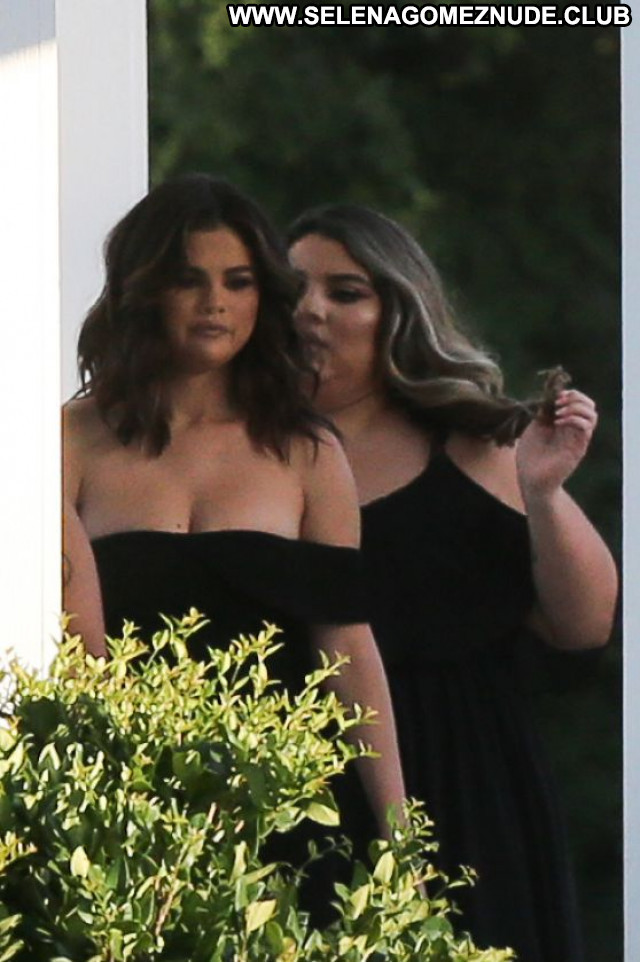 Selena Gomez No Source  Celebrity Beautiful Sexy Posing Hot Babe