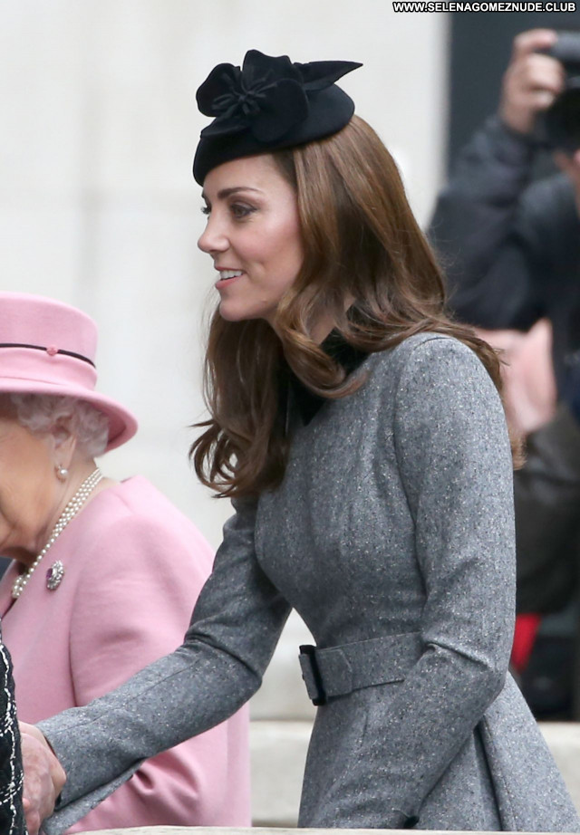 Kate Middleton No Source  Beautiful Babe Celebrity Posing Hot Sexy