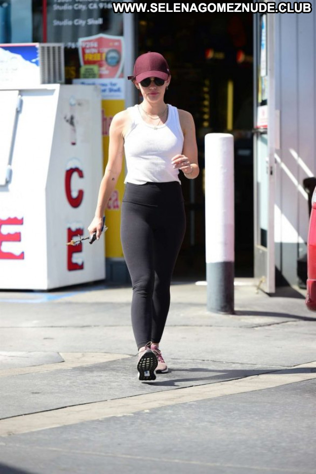 Lucy Hale No Source Posing Hot Celebrity Paparazzi Babe Beautiful