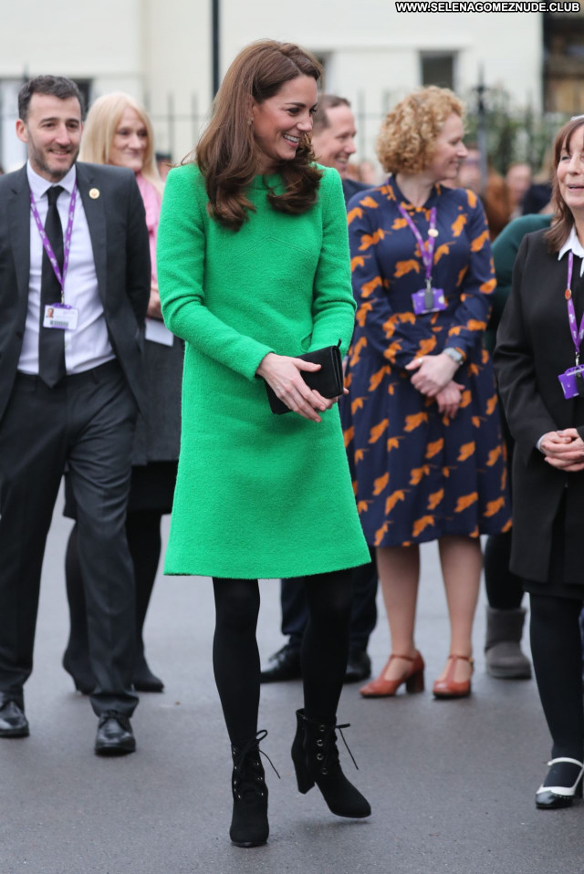 Kate Middleton No Source Babe Sexy Beautiful Posing Hot Celebrity