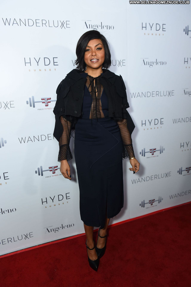 Taraji P No Source Celebrity Beautiful Sexy Babe Posing Hot