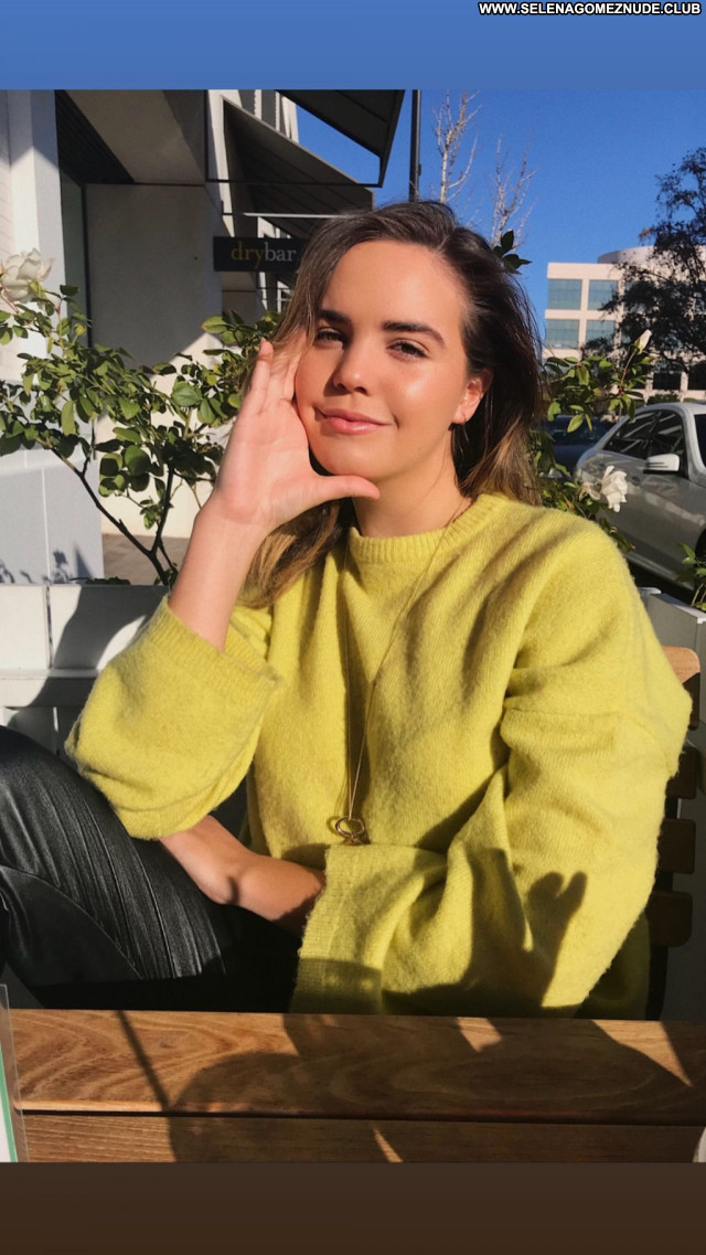 Bailee Madison No Source Babe Sexy Celebrity Beautiful Posing Hot