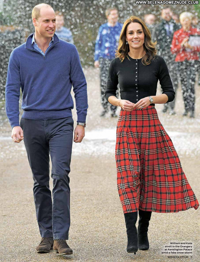 Kate Middleton No Source Sexy Celebrity Babe Beautiful Posing Hot