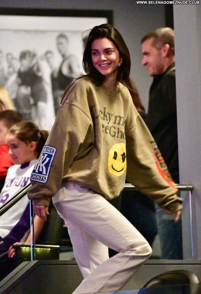 Kendall Jenner No Source  Babe Posing Hot Celebrity Sexy Beautiful