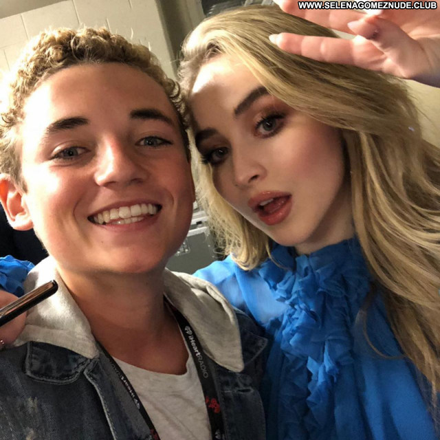 Sabrina Carpenter No Source Posing Hot Sexy Babe Beautiful Celebrity