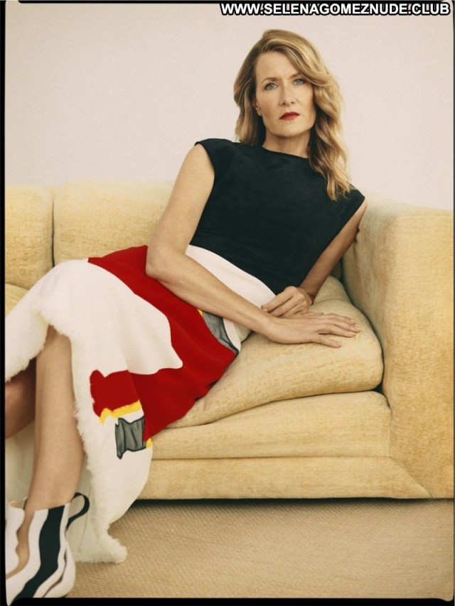 Laura Dern No Source  Beautiful Posing Hot Celebrity Babe Sexy