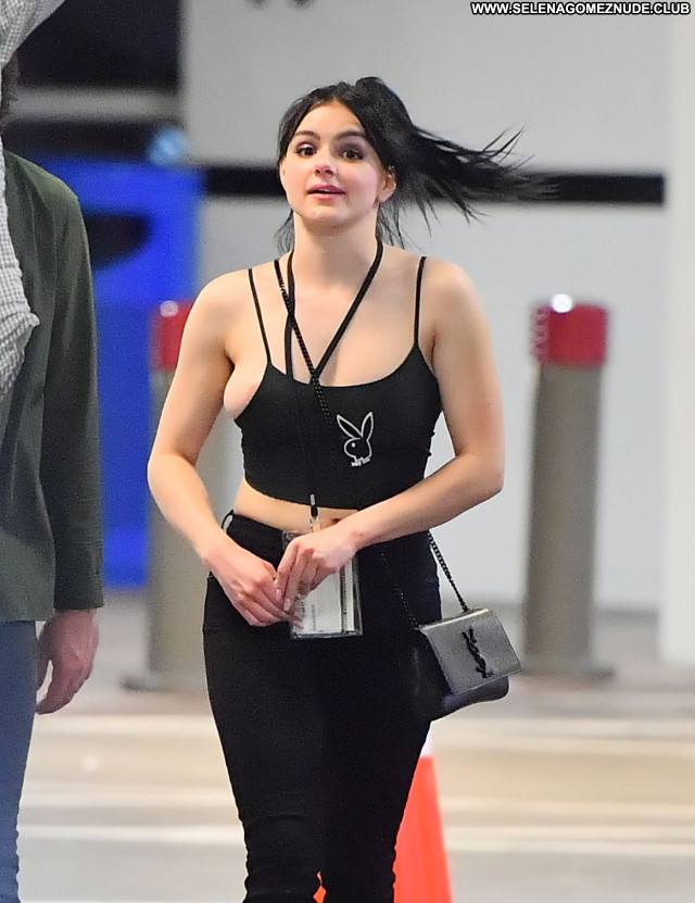 Ariel Winter No Source Celebrity Sexy Beautiful Posing Hot Babe