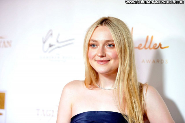 Dakota Fanning No Source Celebrity Beautiful Sexy Babe Posing Hot