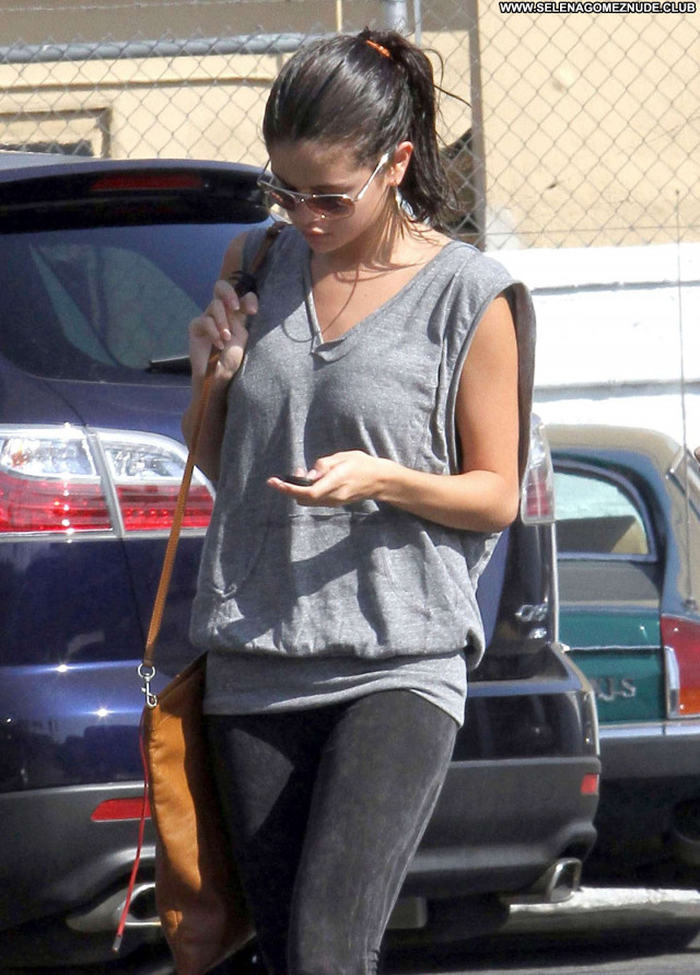 Selena Gomez Studio City Paparazzi Babe Celebrity Beautiful Posing Hot