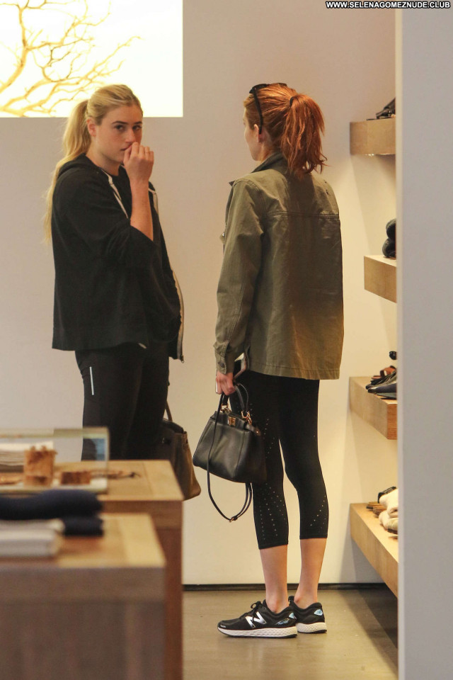 Emma Roberts Beverly Hills Babe Shopping Paparazzi Posing Hot